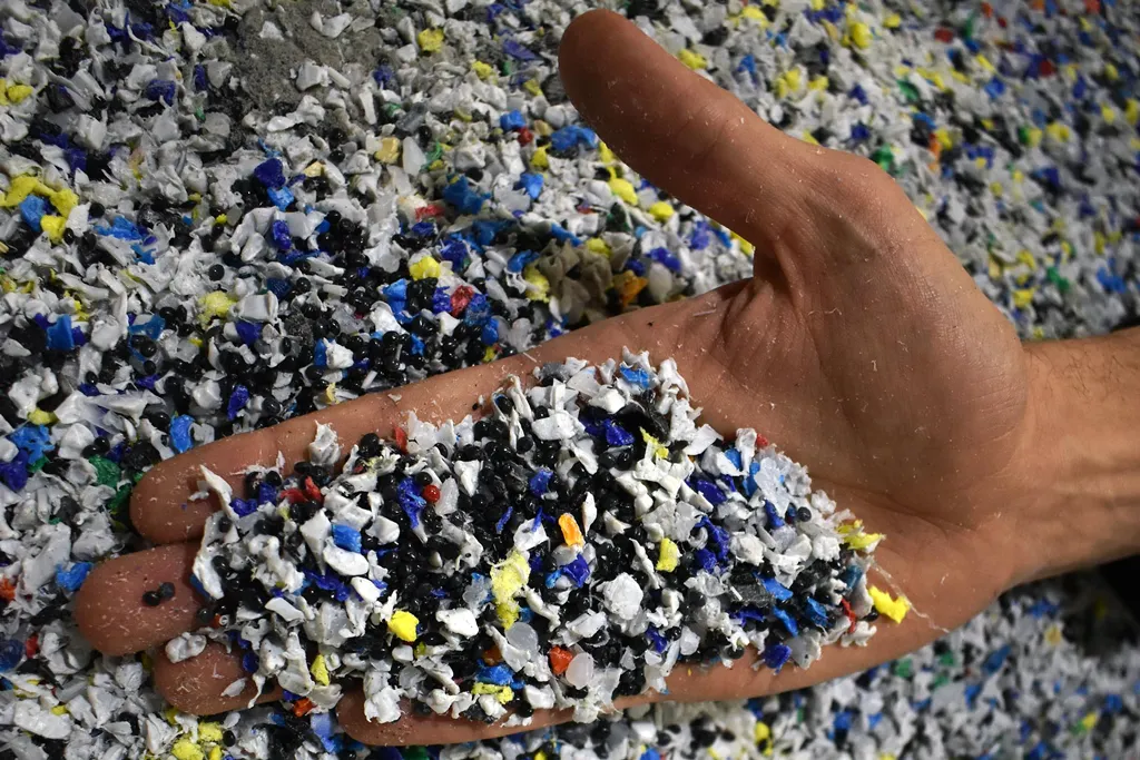 99% Recyclable material
