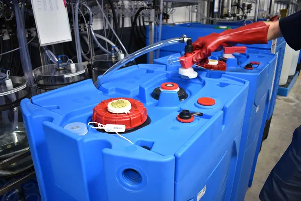 VARIBOX CC 100% closed system